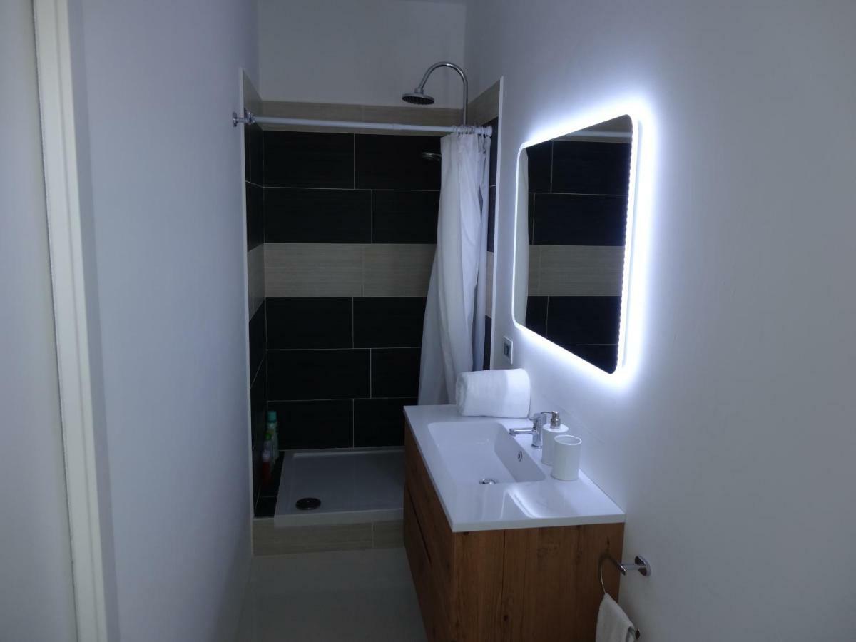 La Casa Di Gioconda Hotel Olbia Buitenkant foto