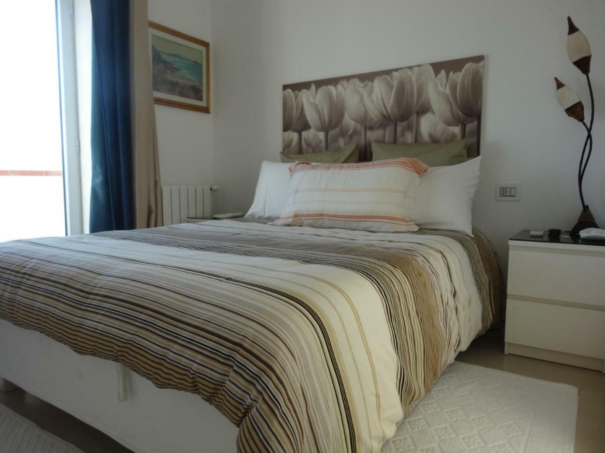 La Casa Di Gioconda Hotel Olbia Buitenkant foto