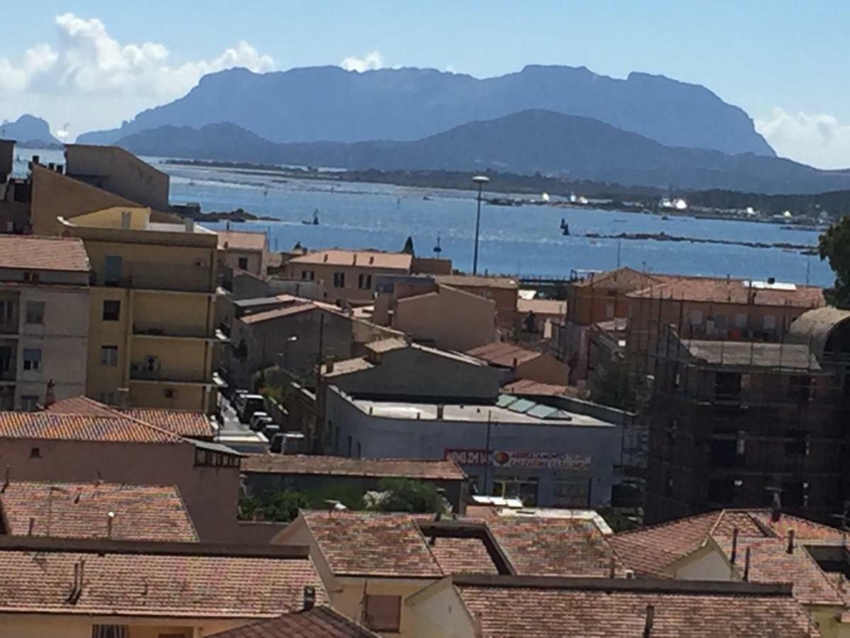 La Casa Di Gioconda Hotel Olbia Buitenkant foto