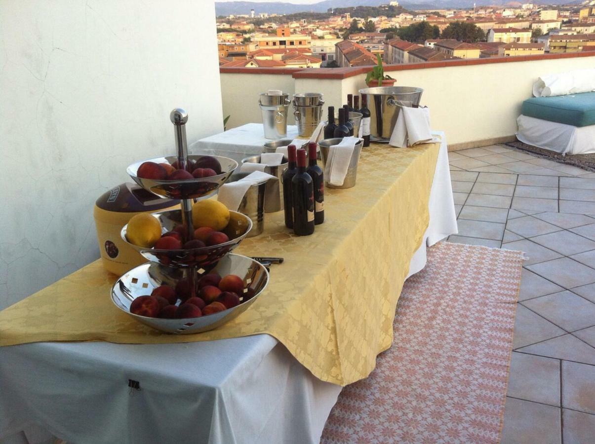 La Casa Di Gioconda Hotel Olbia Buitenkant foto