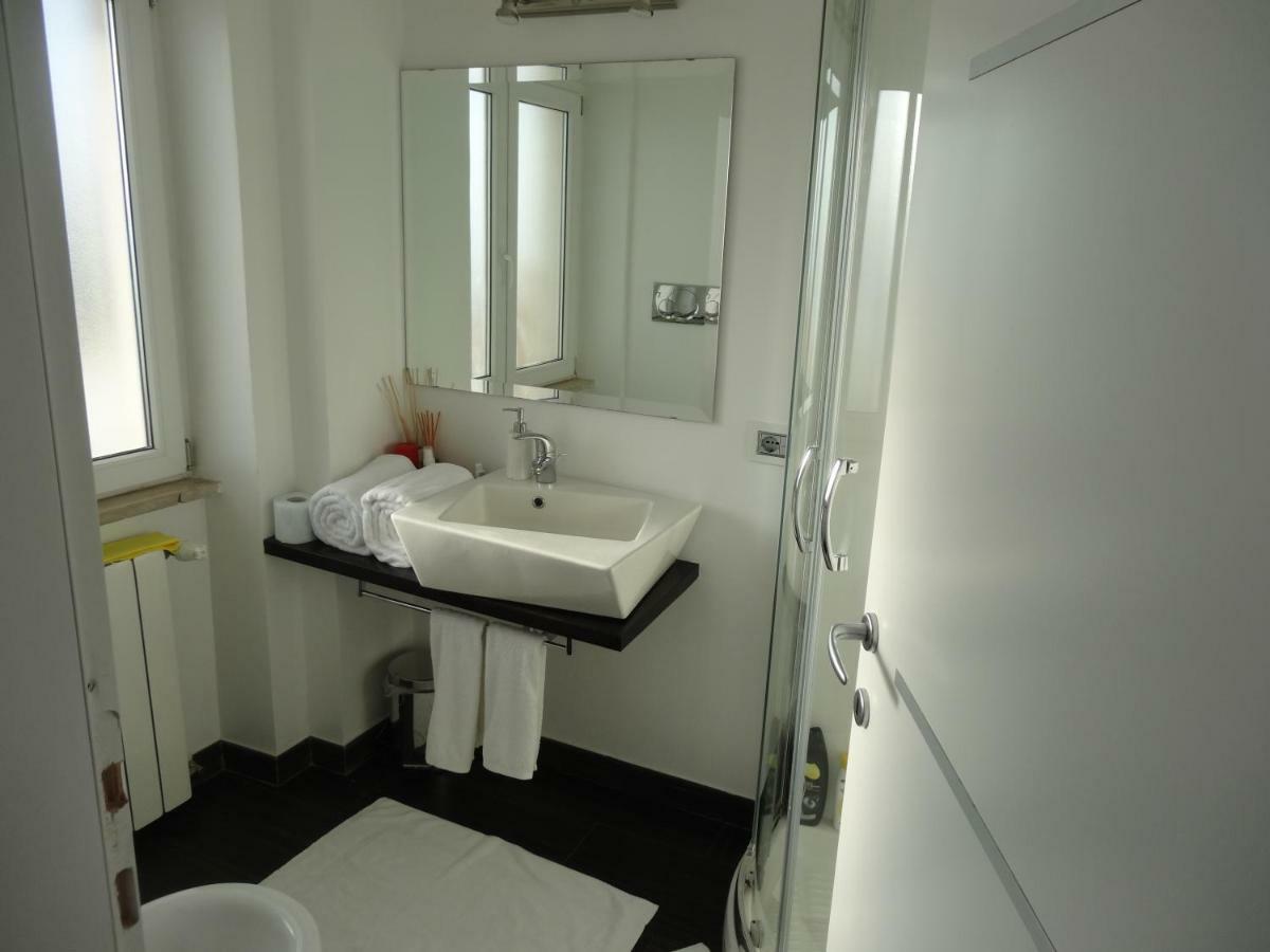 La Casa Di Gioconda Hotel Olbia Buitenkant foto