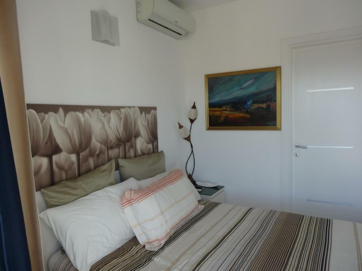 La Casa Di Gioconda Hotel Olbia Buitenkant foto