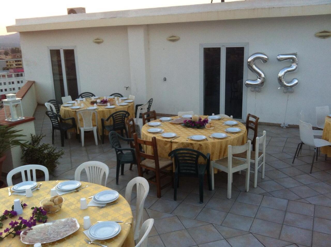 La Casa Di Gioconda Hotel Olbia Buitenkant foto